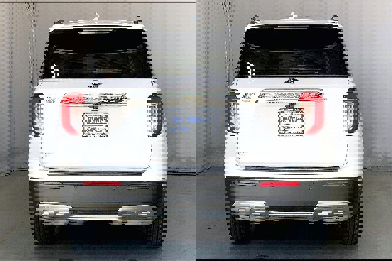 Certified 2023 Ford Explorer XLT w/ Equipment Group 202A image 3