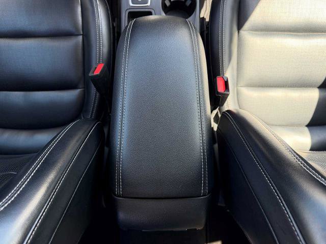 Certified 2024 Ford Escape Platinum AWD/4WD image 19