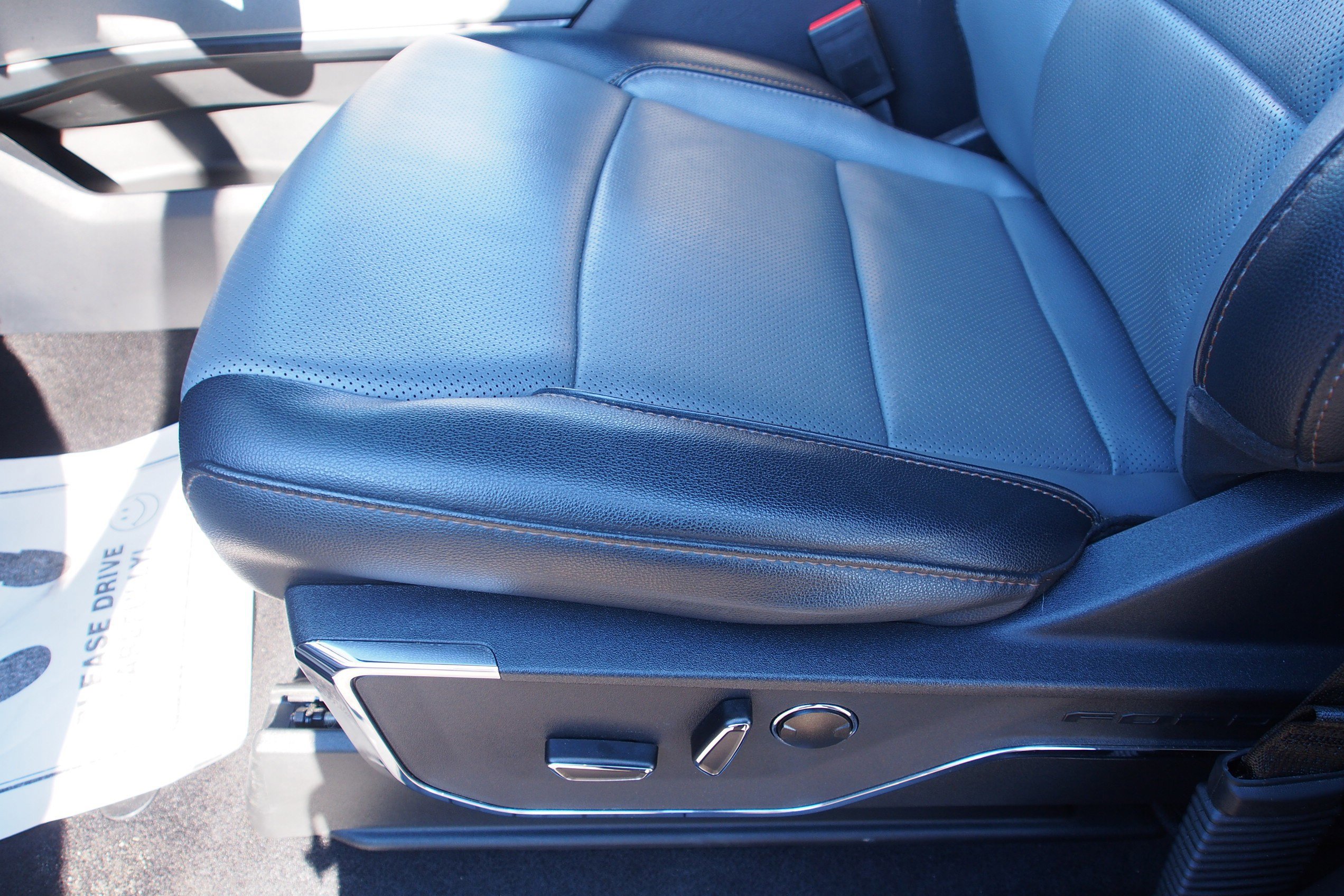 Certified 2023 Ford F150 Lightning Lariat w/ Max Trailer Tow Package image 17