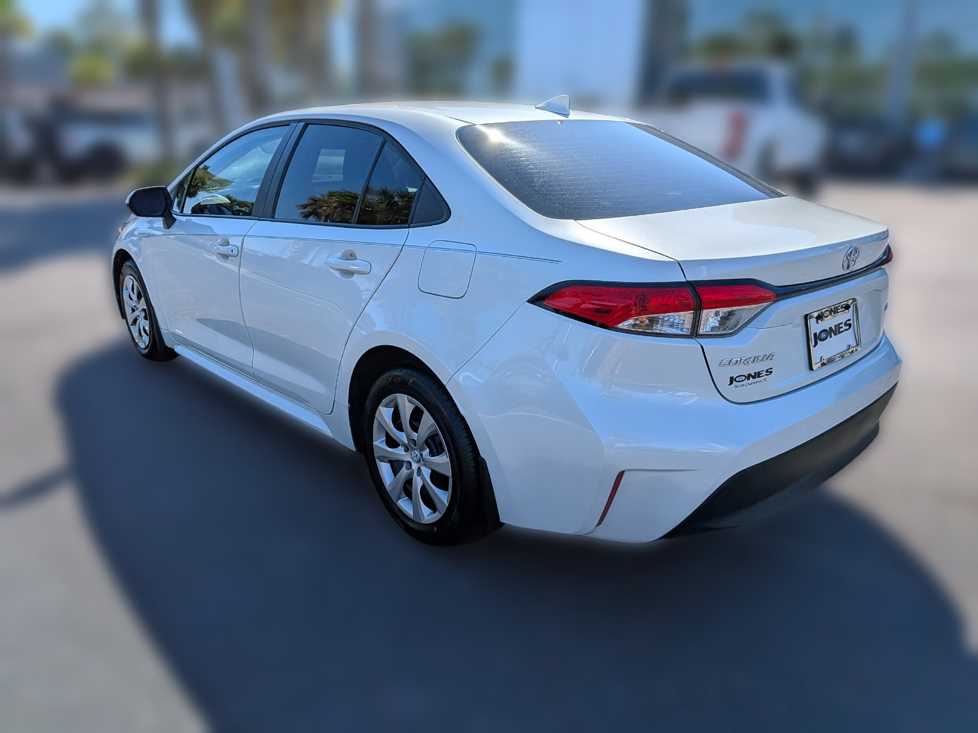 Used 2026 Toyota Corolla LE FWD image 7