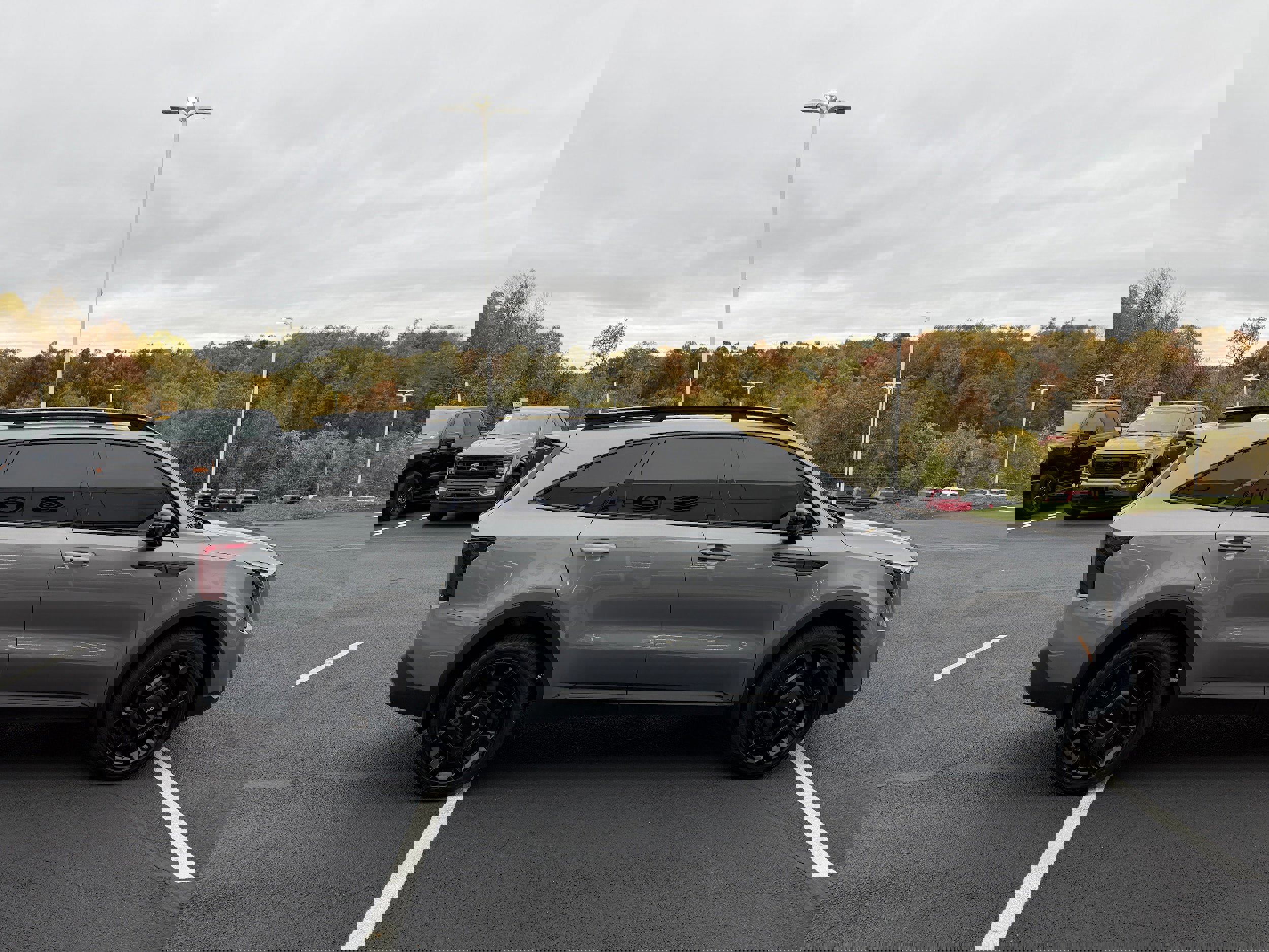 Used 2024 Kia Sorento X-Line EX image 2