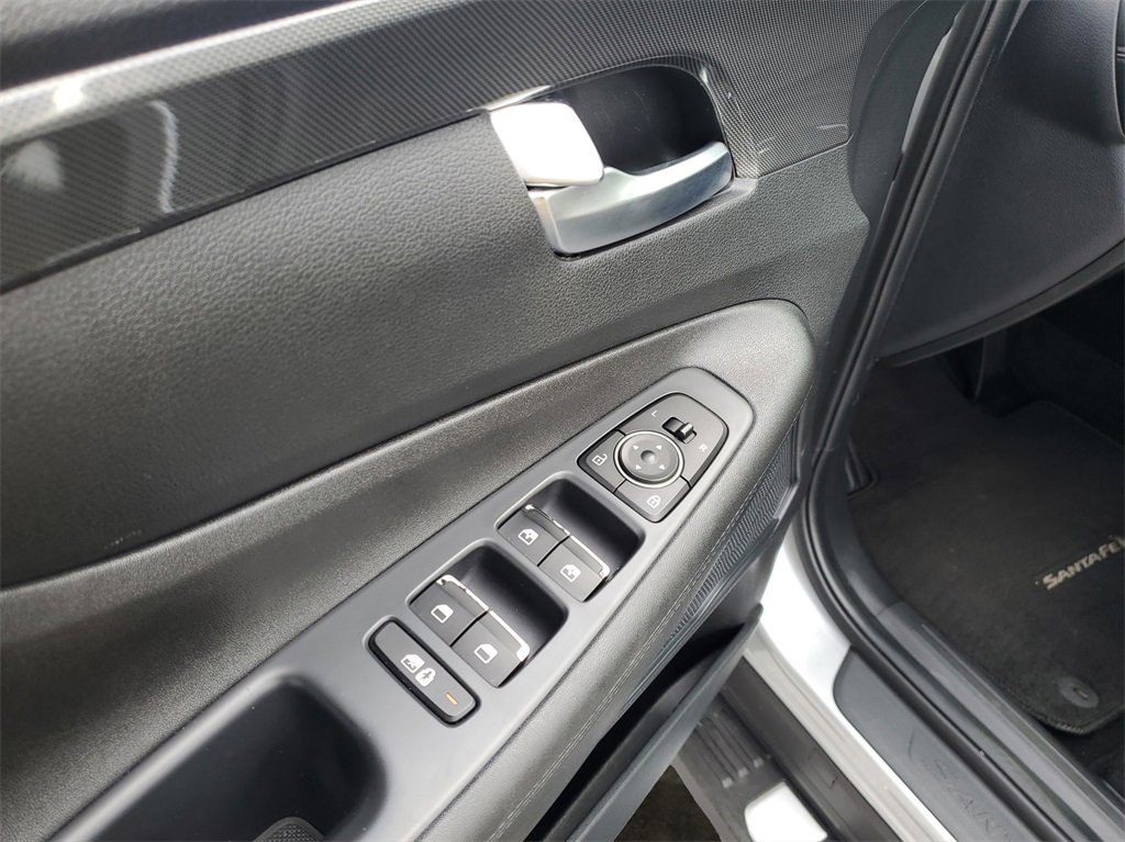 Used 2022 Hyundai Santa Fe XRT image 15