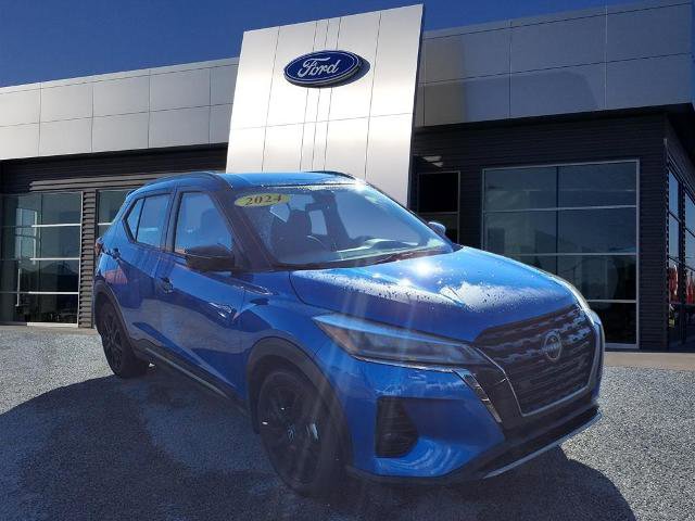 Used 2024 Nissan Kicks SR image 1
