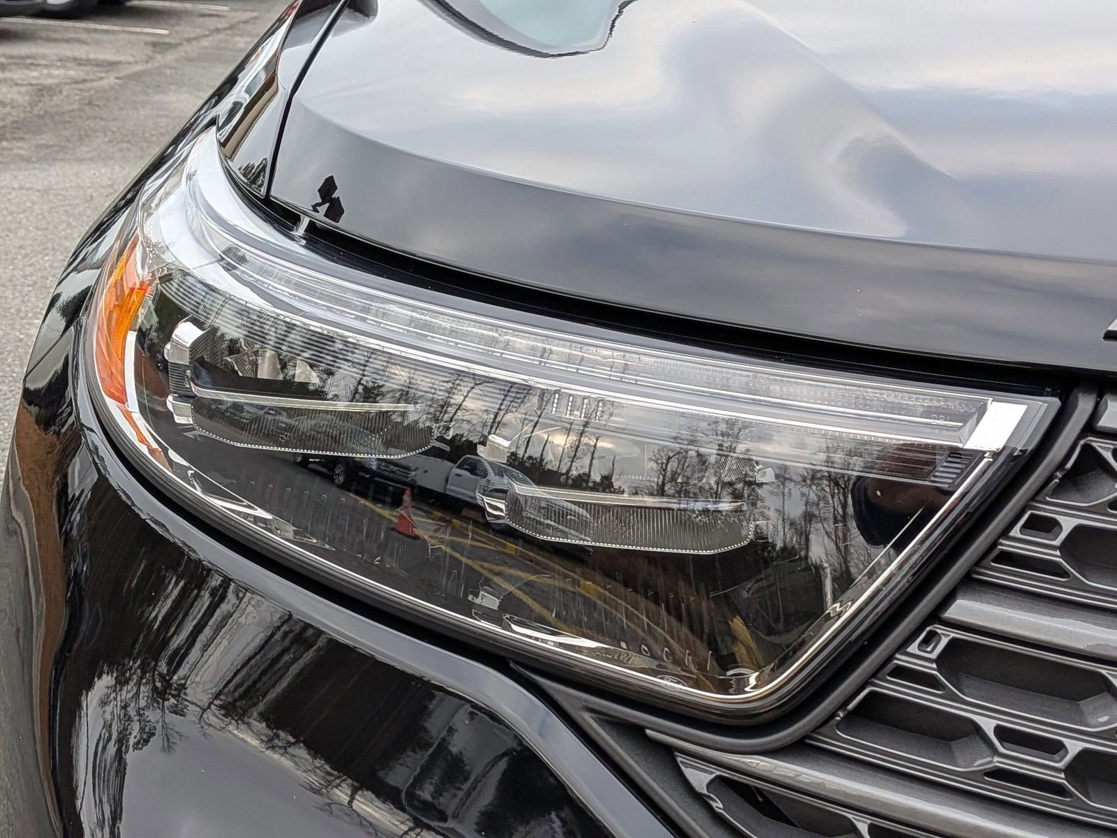 Certified 2023 Ford Explorer XLT w/ Equipment Group 202A image 11