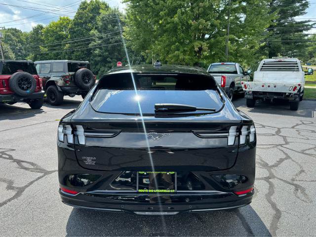 Certified 2025 Ford Mustang Mach-E Premium w/ Sport Appearance Package AWD/4WD image 4