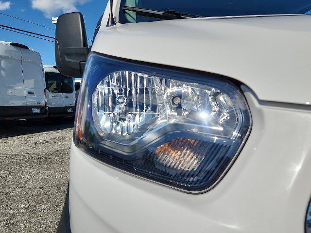 Certified 2025 Ford Transit 250 Low Roof w/ Exterior Upgrade Package RWD image 9