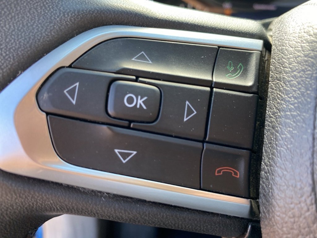 Used 2022 Jeep Compass Latitude image 28