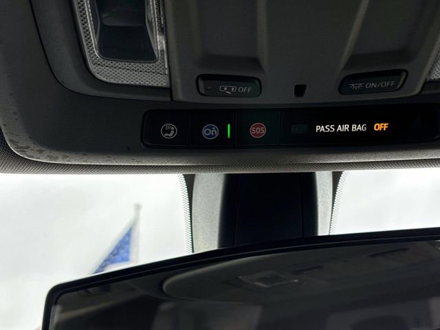 Used 2020 Chevrolet Silverado 1500 Custom w/ Custom Value Package image 20