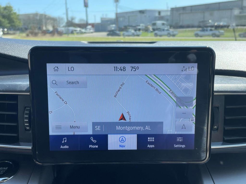 Certified 2022 Ford Explorer XLT w/ Equipment Group 202A image 21