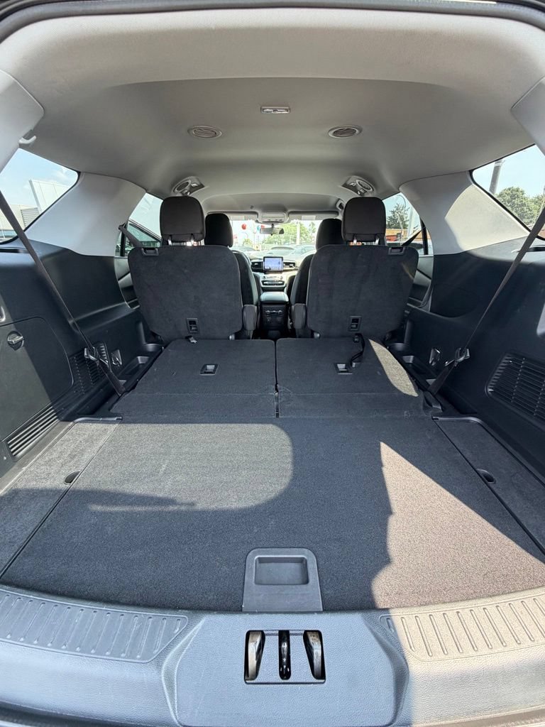 Certified 2022 Ford Explorer XLT w/ Class IV Trailer Tow Package AWD/4WD image 13
