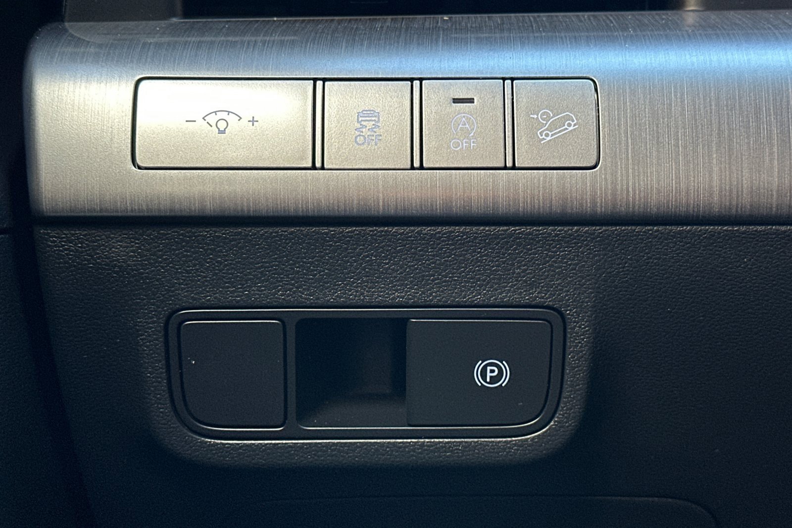 Used 2024 Hyundai Kona SE image 27