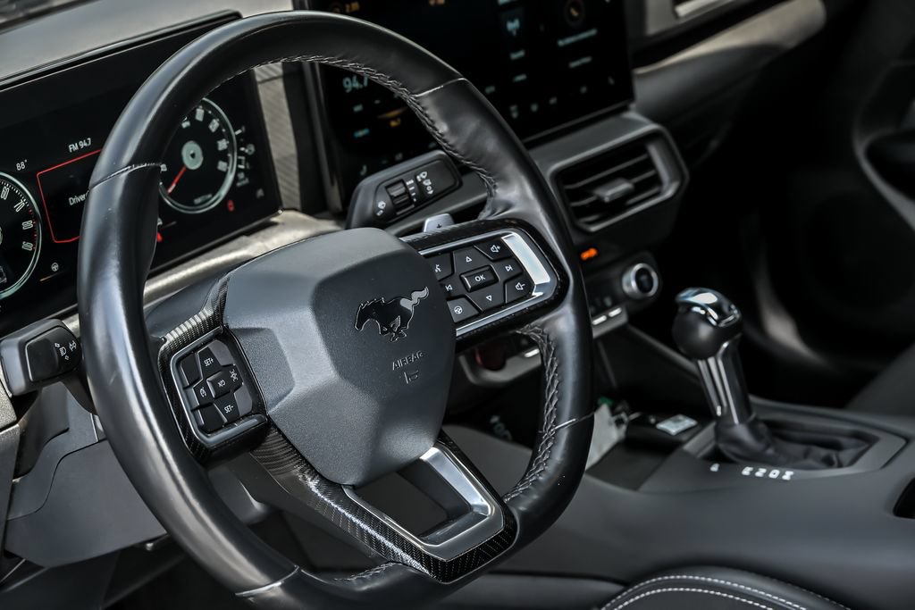 Certified 2025 Ford Mustang GT RWD image 15