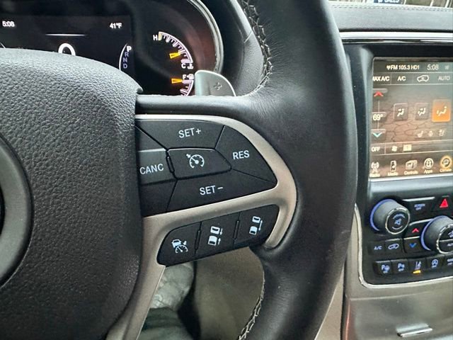 Used 2017 Jeep Grand Cherokee Overland w/ Jeep Active Safety Group image 73