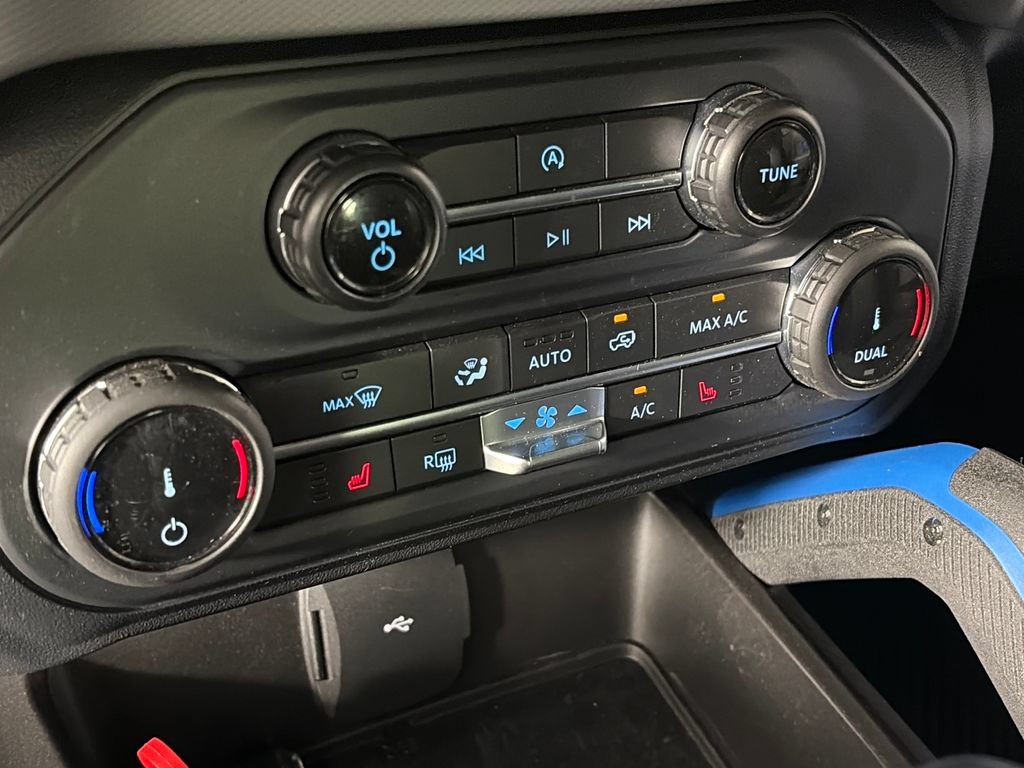 Certified 2022 Ford Bronco Black Diamond AWD/4WD image 20
