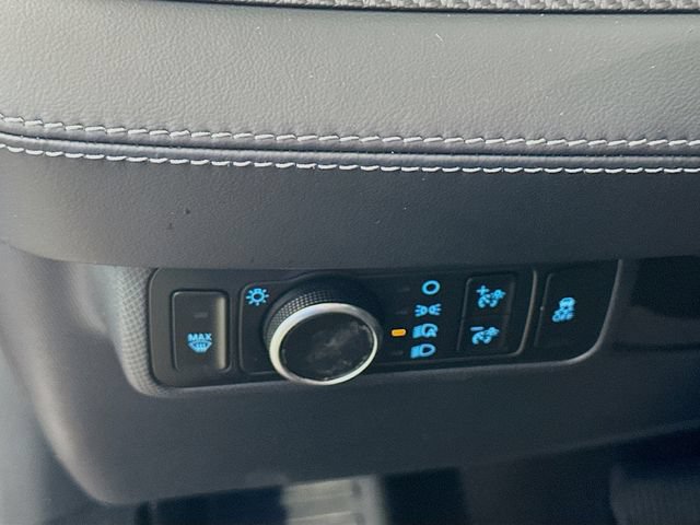 Certified 2025 Ford Mustang Mach-E Select w/ Comfort Package Lite AWD/4WD image 17