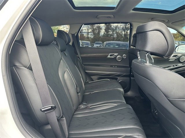 Used 2024 Genesis GV80 2.5T w/ Prestige Package image 37