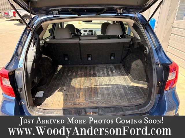 Used 2019 Subaru Outback 2.5i Limited AWD/4WD image 6