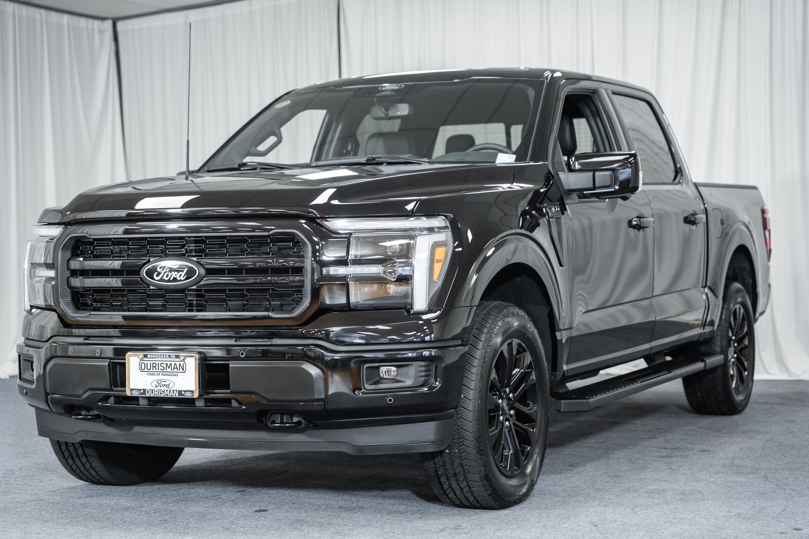 Certified 2025 Ford F150 Lariat w/ Bed Utility Package AWD/4WD image 3