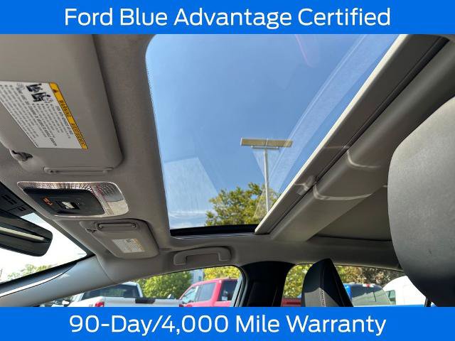 Used 2024 Toyota Prius Prime Premium FWD image 16