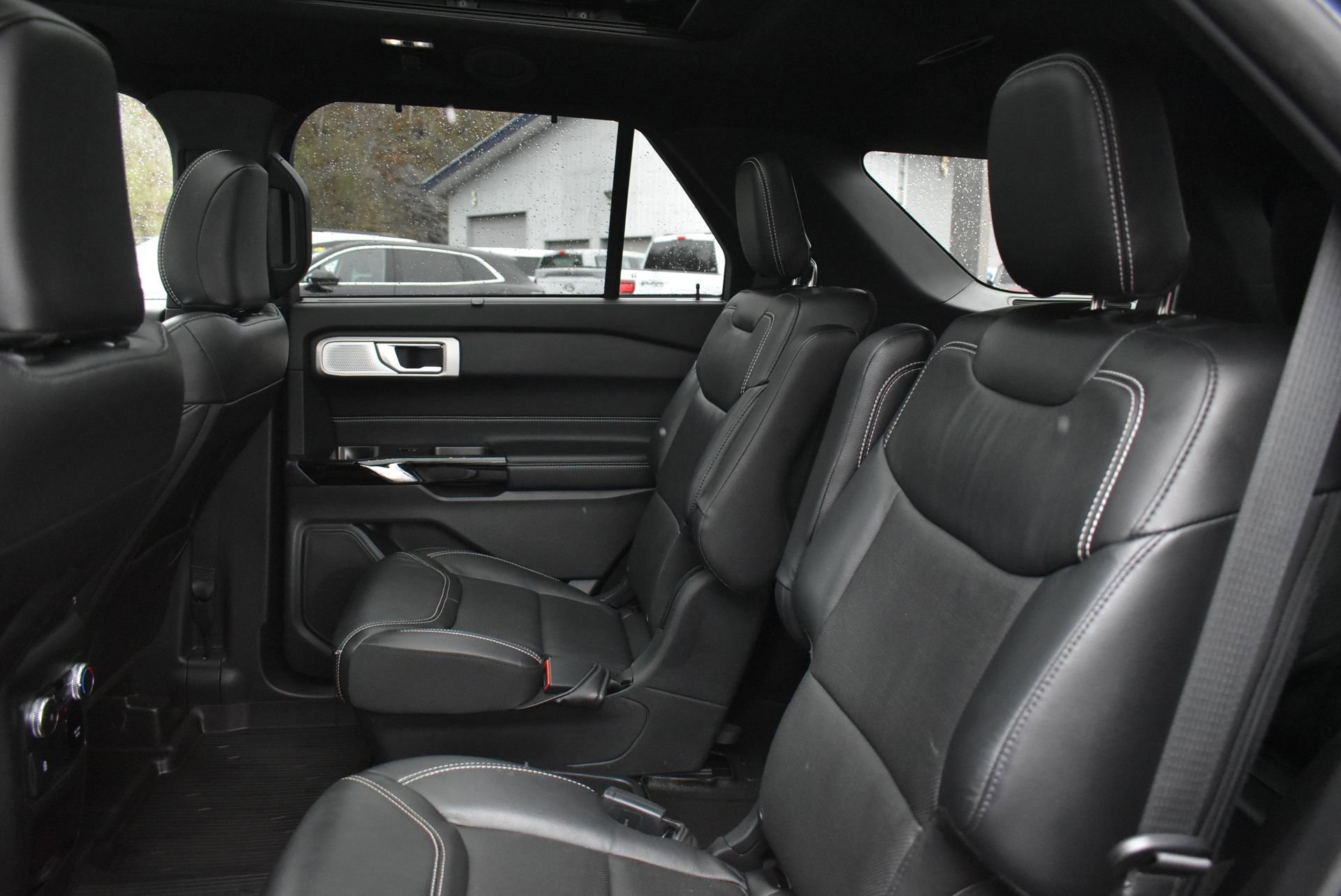 Certified 2021 Ford Explorer ST w/ Equipment Group 401A image 17