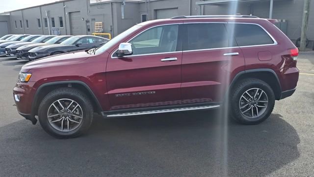 Used 2021 Jeep Grand Cherokee Limited w/ Trailer Tow Group IV AWD/4WD image 6