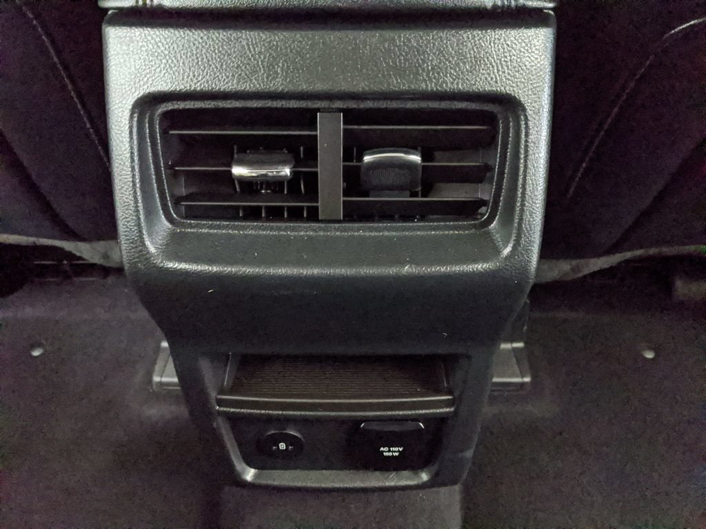 Certified 2023 Ford Edge SEL w/ Convenience Package AWD/4WD image 17