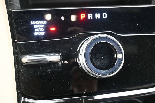Used 2023 Jeep Grand Cherokee L Limited AWD/4WD image 15