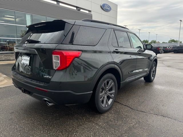 Certified 2023 Ford Explorer XLT w/ Equipment Group 202A AWD/4WD image 35