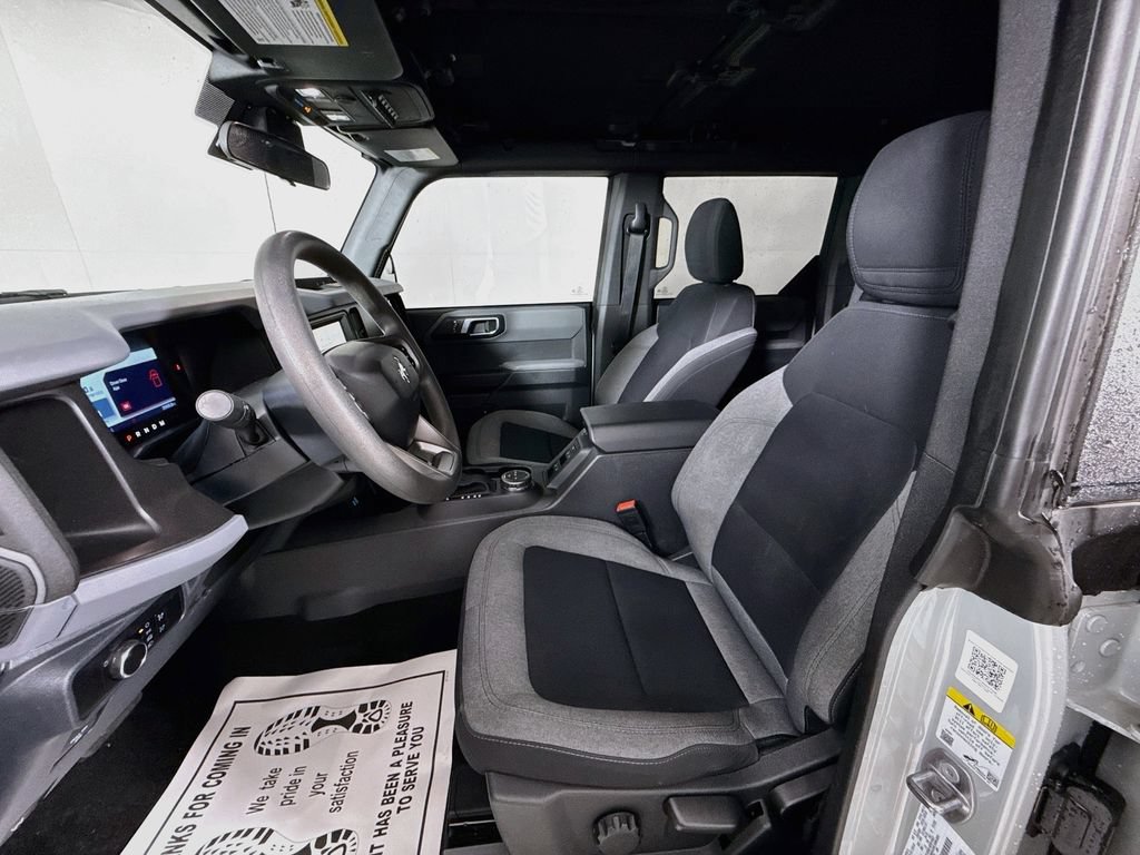Certified 2023 Ford Bronco 4-Door AWD/4WD image 2