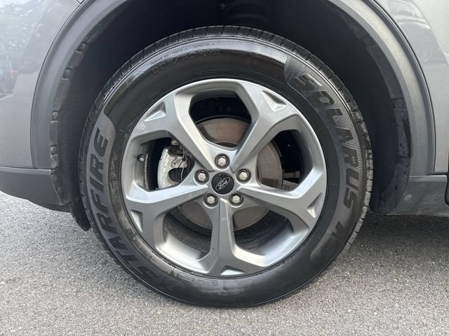 Certified 2025 Ford Escape ST-Line Select AWD/4WD image 10