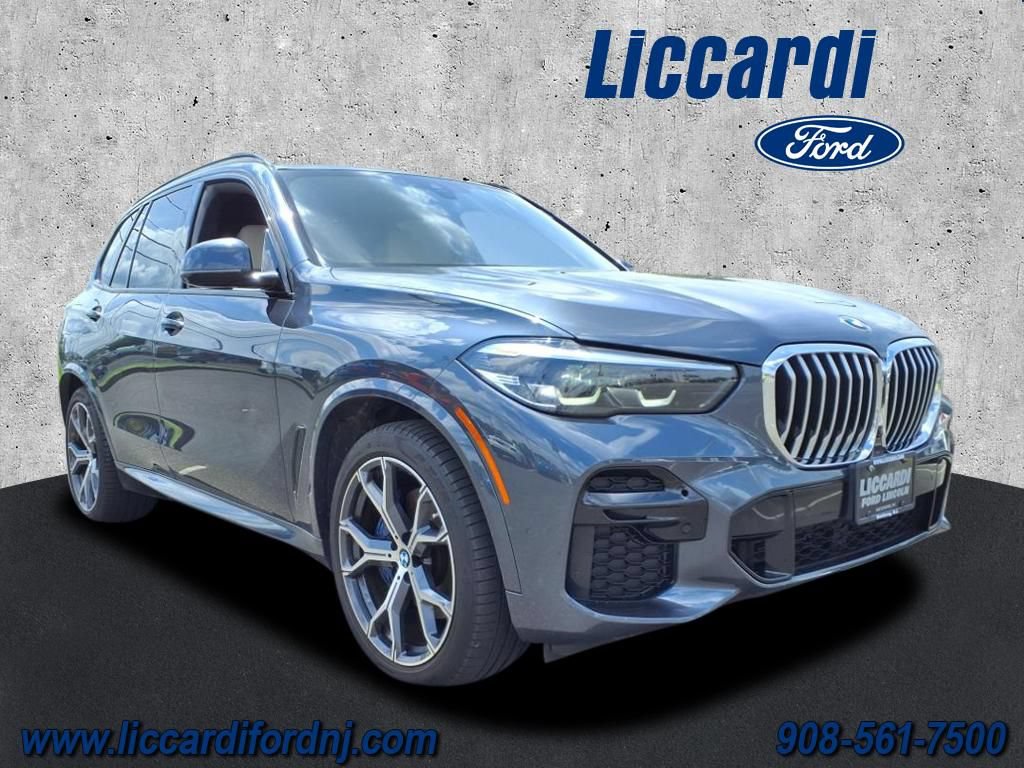 2022 xDrive40i