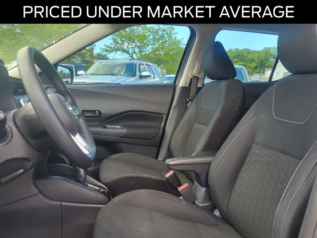 Used 2022 Nissan Kicks S FWD image 16