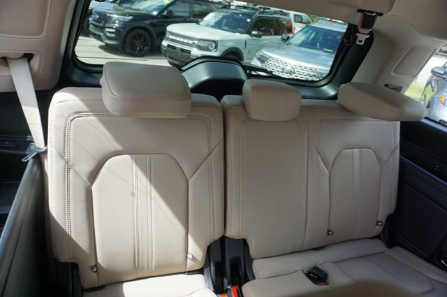 Certified 2022 Ford Expedition Limited RWD image 29