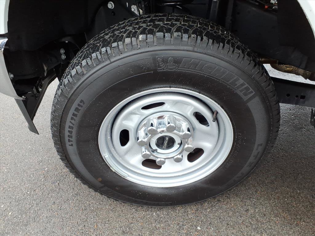 Certified 2025 Ford F250 XL w/ FX4 Off-Road Package image 9