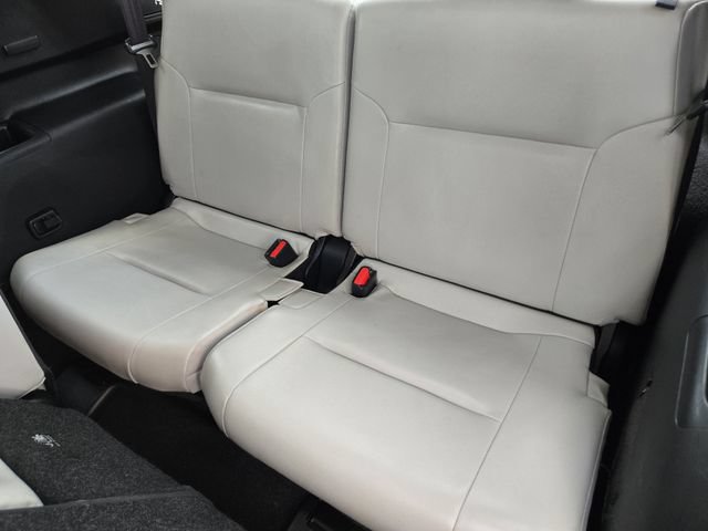 Used 2024 Mitsubishi Outlander SEL AWD/4WD image 30