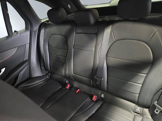 Used 2022 Mercedes-Benz GLC 300 4MATIC image 17