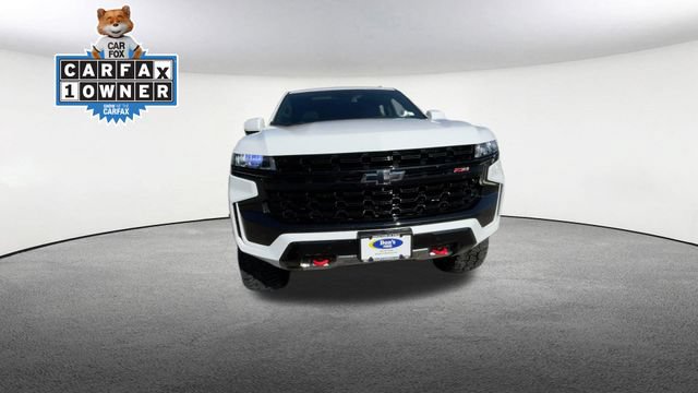 Used 2023 Chevrolet Tahoe Z71 w/ Luxury Package AWD/4WD image 3