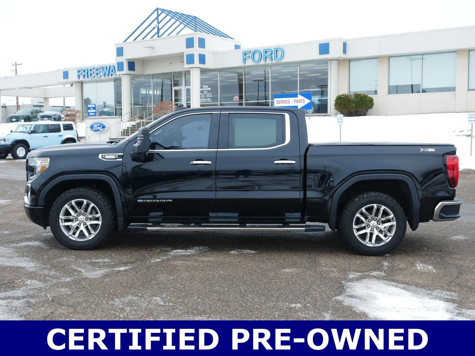 Used 2020 GMC Sierra 1500 SLT w/ SLT Premium Package image 6