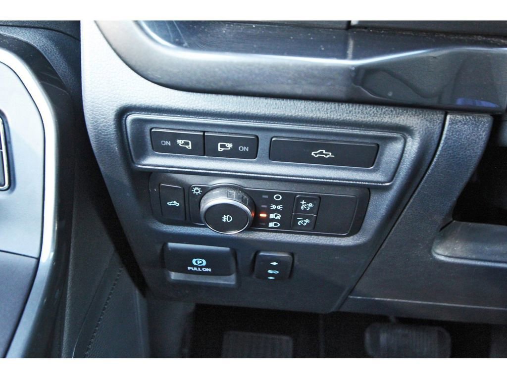 Certified 2022 Ford F150 XLT w/ Equipment Group 302A High image 22