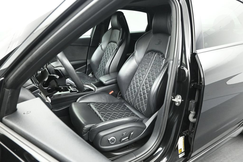 Used 2023 Audi S4 Premium Plus w/ Premium Plus Package AWD/4WD image 9