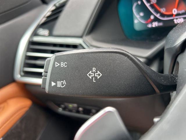 Used 2022 BMW X5 xDrive40i w/ Premium Package image 27