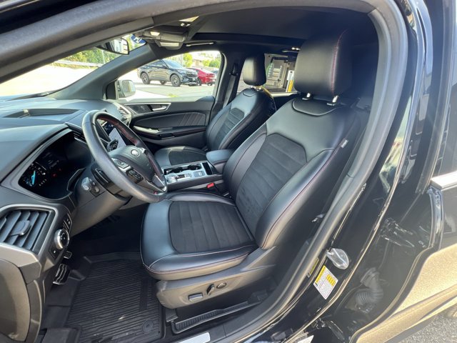 Certified 2024 Ford Edge ST-Line w/ Class II Trailer Tow Package AWD/4WD image 14