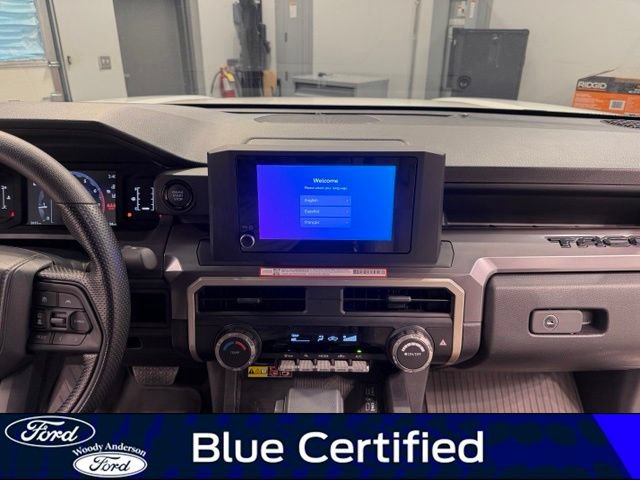 Used 2026 Toyota Tacoma SR5 AWD/4WD image 15