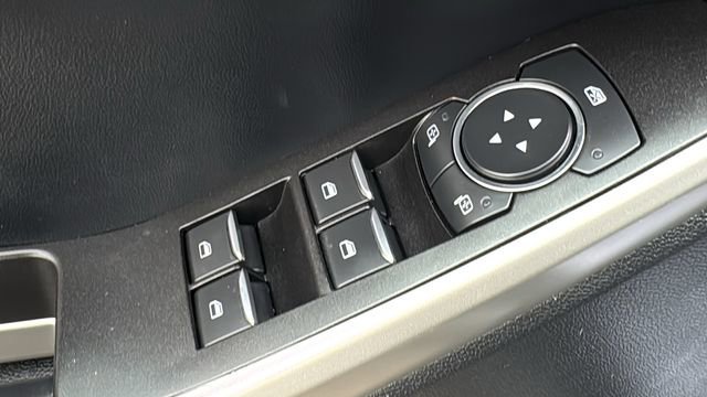 Certified 2022 Ford Explorer XLT w/ Equipment Group 202A image 13