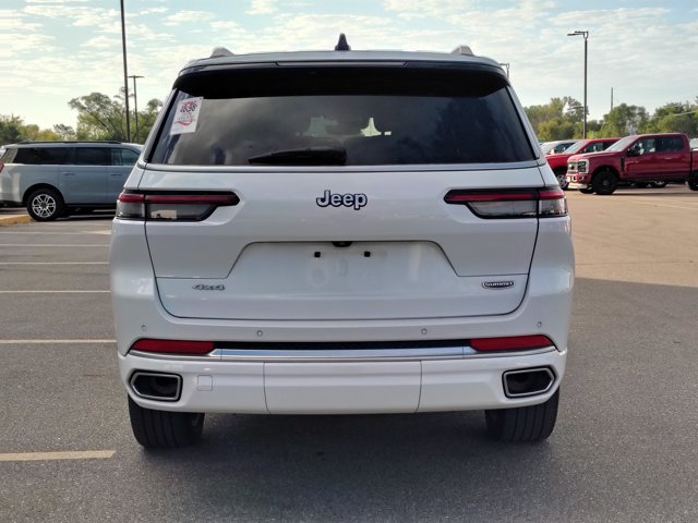 Used 2023 Jeep Grand Cherokee L Summit AWD/4WD image 6