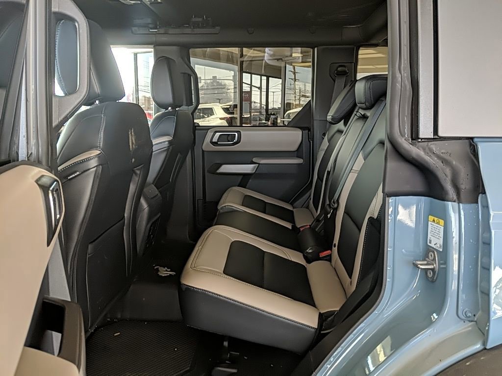 Certified 2023 Ford Bronco Wildtrak image 12