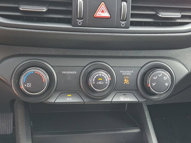 Used 2022 Kia Forte LXS FWD image 15