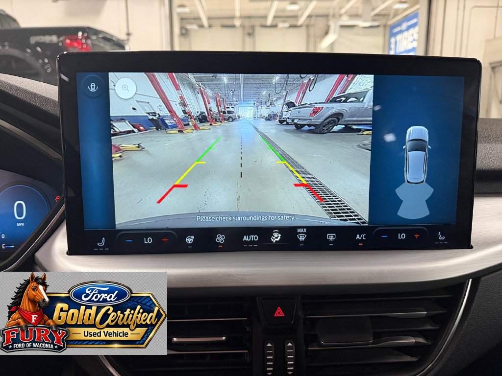 Certified 2025 Ford Escape Platinum AWD/4WD image 35