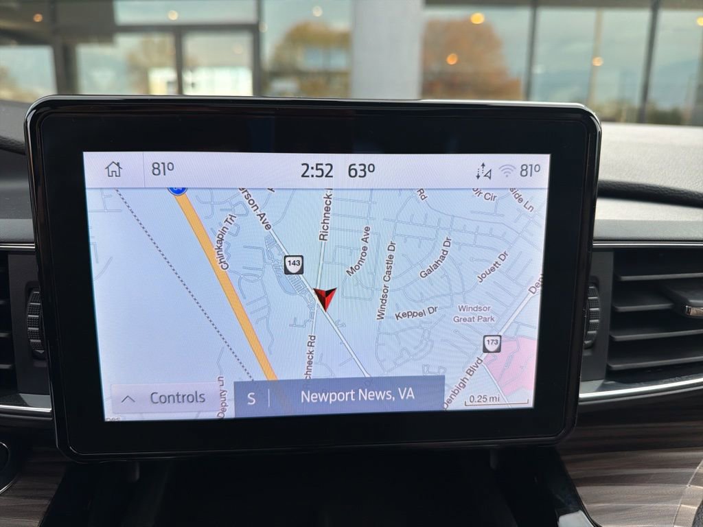 Certified 2022 Ford Explorer Limited w/ Equipment Group 301A image 30