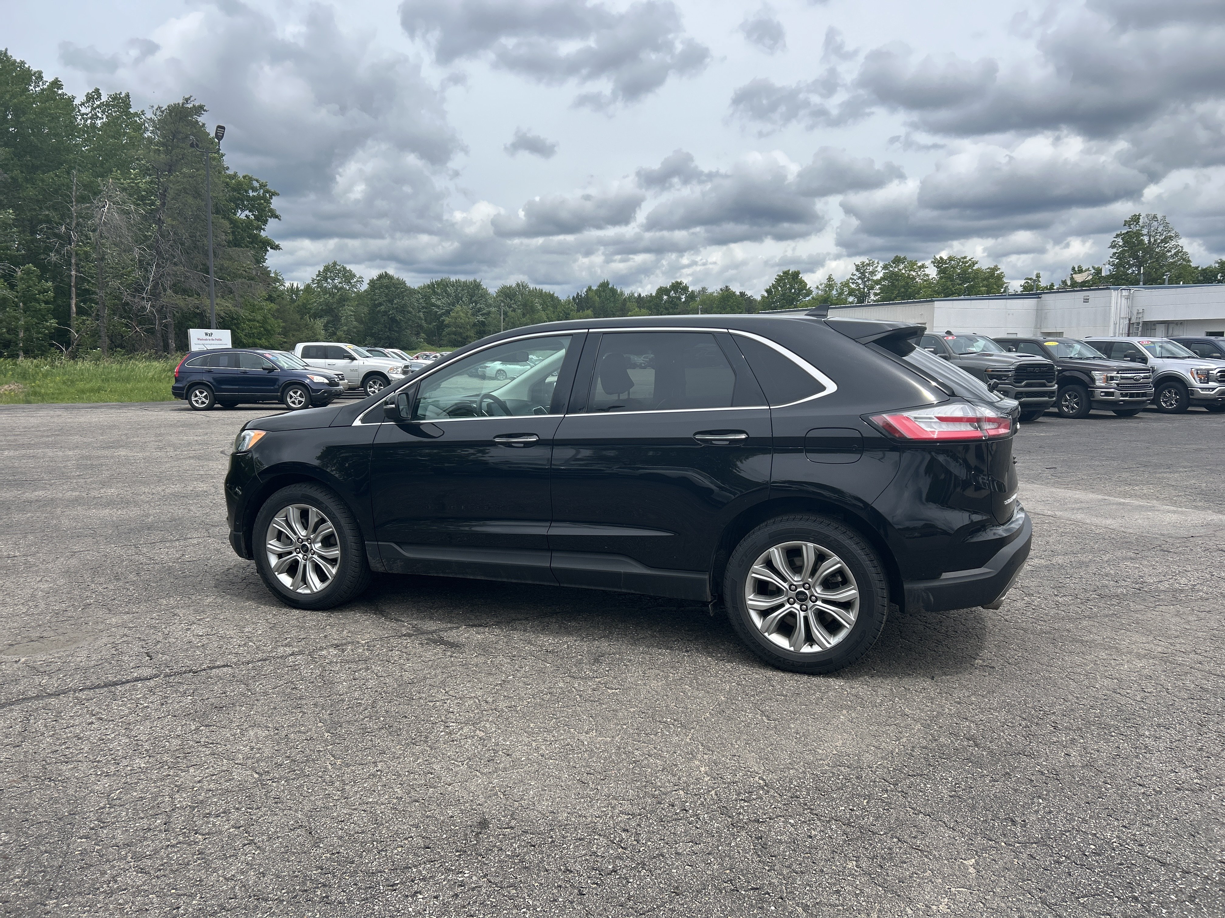 Certified 2024 Ford Edge Titanium AWD/4WD image 6